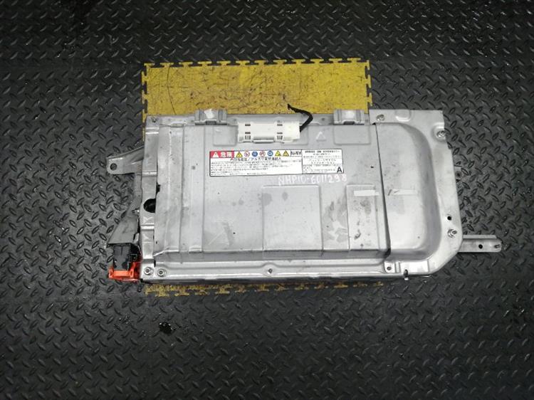 Высоковольтная батарея Тойота Аква в Тутаеве 105061