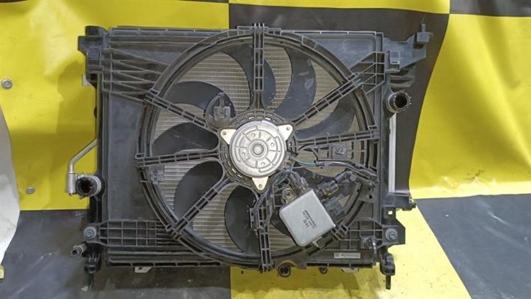 Радиатор основной Ниссан Нот в Тутаеве 105188