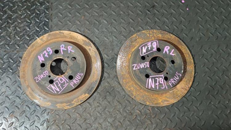 Тормозной диск Тойота Приус в Тутаеве 107938