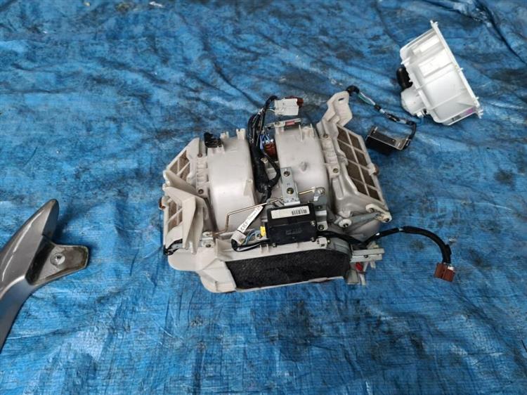 Мотор печки Хонда Легенд в Тутаеве 206136