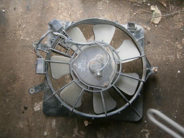 Диффузор радиатора Хонда Джаз в Тутаеве 24009