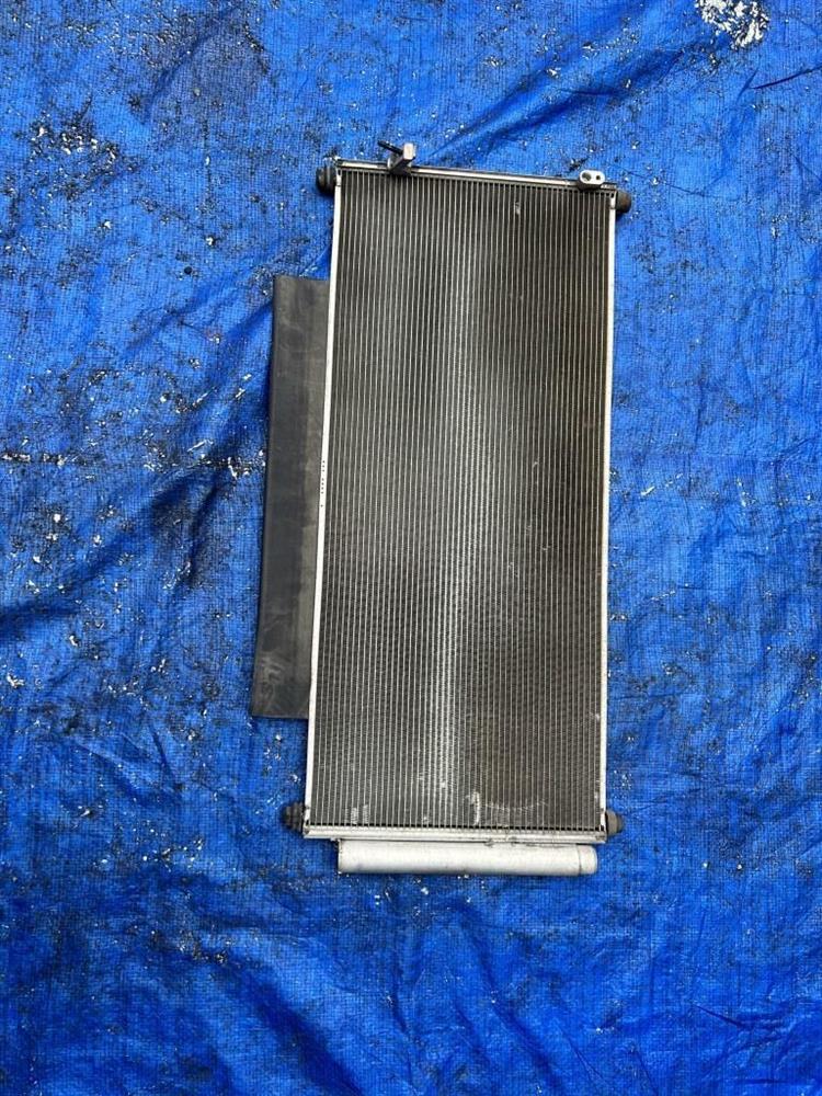 Радиатор кондиционера Хонда Фит в Тутаеве 240686