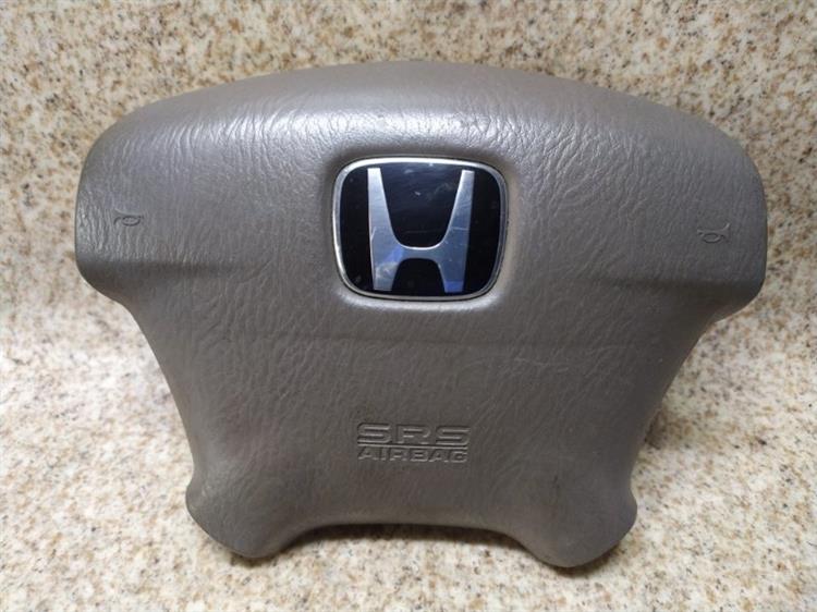 Airbag водителя Honda Stepwgn