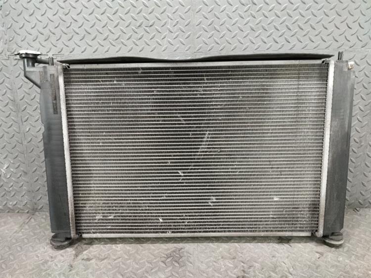 Радиатор основной Тойота Виш в Тутаеве 431311