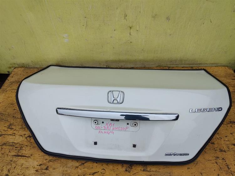 Крышка багажника Хонда Легенд в Тутаеве 44600