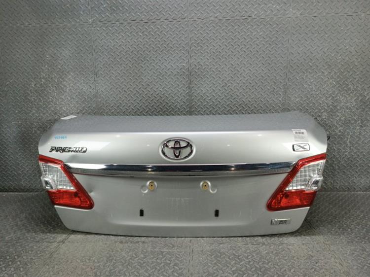 Крышка багажника Тойота Премио в Тутаеве 465664