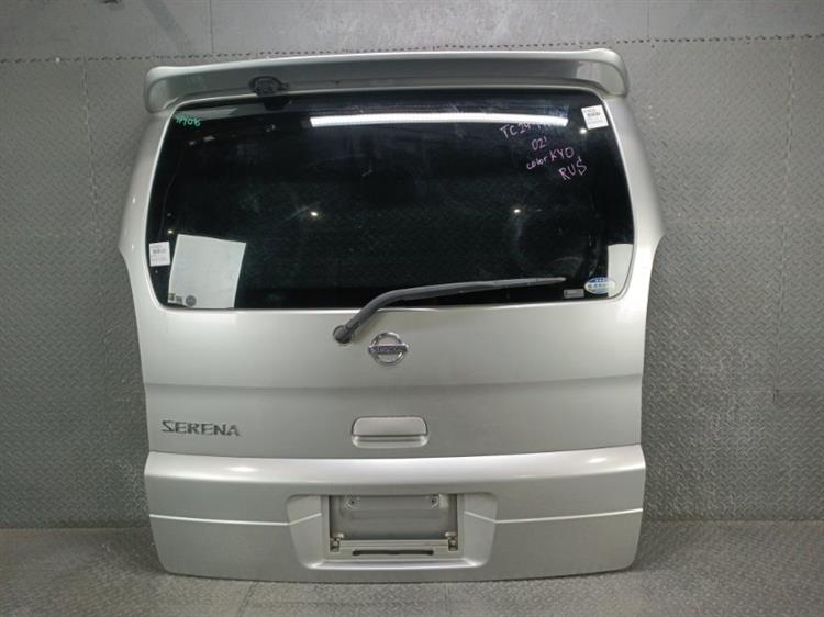 Дверь задняя Nissan Serena