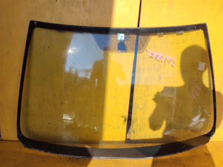 Лобовое стекло Тойота Королла Филдер в Тутаеве 47992