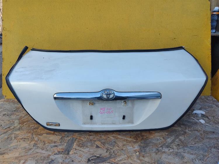 Крышка багажника Тойота Марк 2 в Тутаеве 50781
