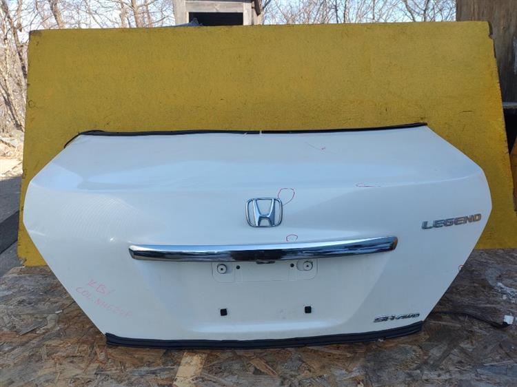 Крышка багажника Хонда Легенд в Тутаеве 50805