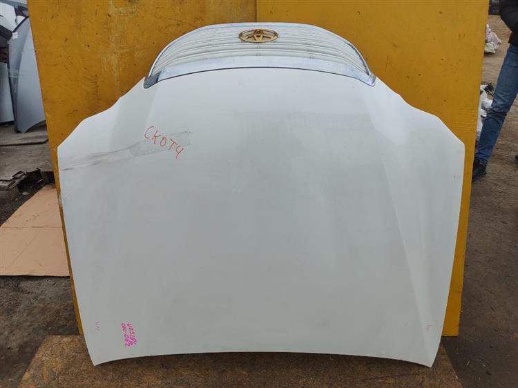 Капот Тойота Краун Маджеста в Тутаеве 51249