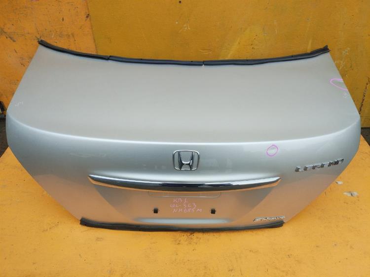Крышка багажника Хонда Легенд в Тутаеве 555211