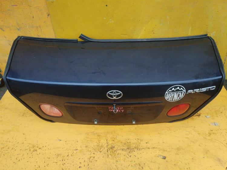 Крышка багажника Тойота Ариста в Тутаеве 555331