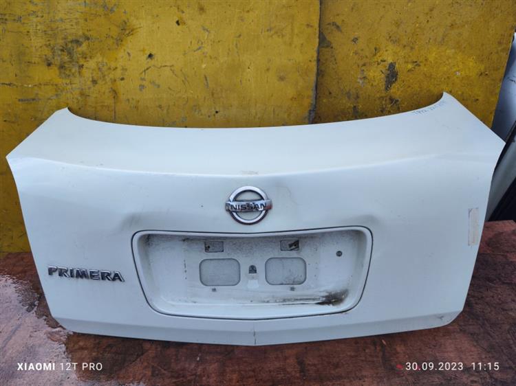 Крышка багажника Ниссан Примера в Тутаеве 651911