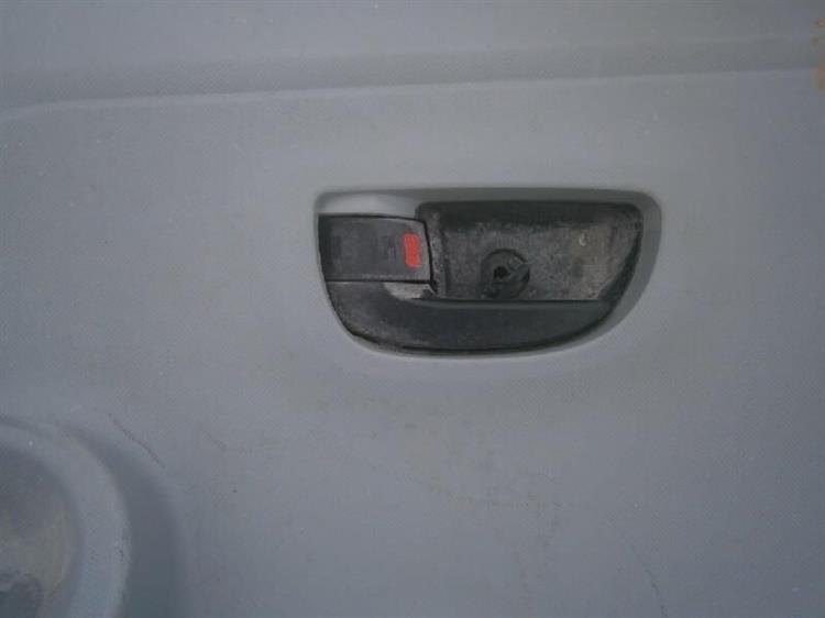 Дверь Тойота Приус в Тутаеве 66102