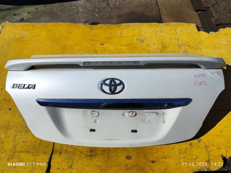Крышка багажника Тойота Белта в Тутаеве 66395