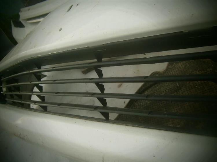 Решетка радиатора Тойота Приус в Тутаеве 72763