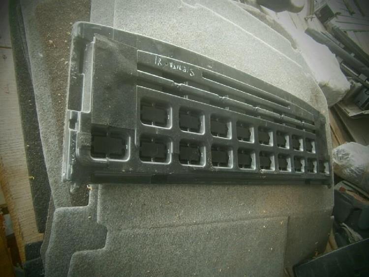 Полка багажника Тойота Сиента в Тутаеве 77566