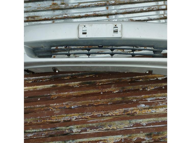 Решетка радиатора Тойота Платц в Тутаеве 91565